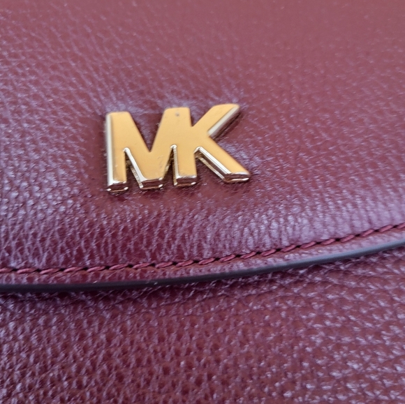 Michael Koes Mott Half Dome Everyday Burgundy Pebble Grain Leather Bag. Like New - Picture 3 of 9